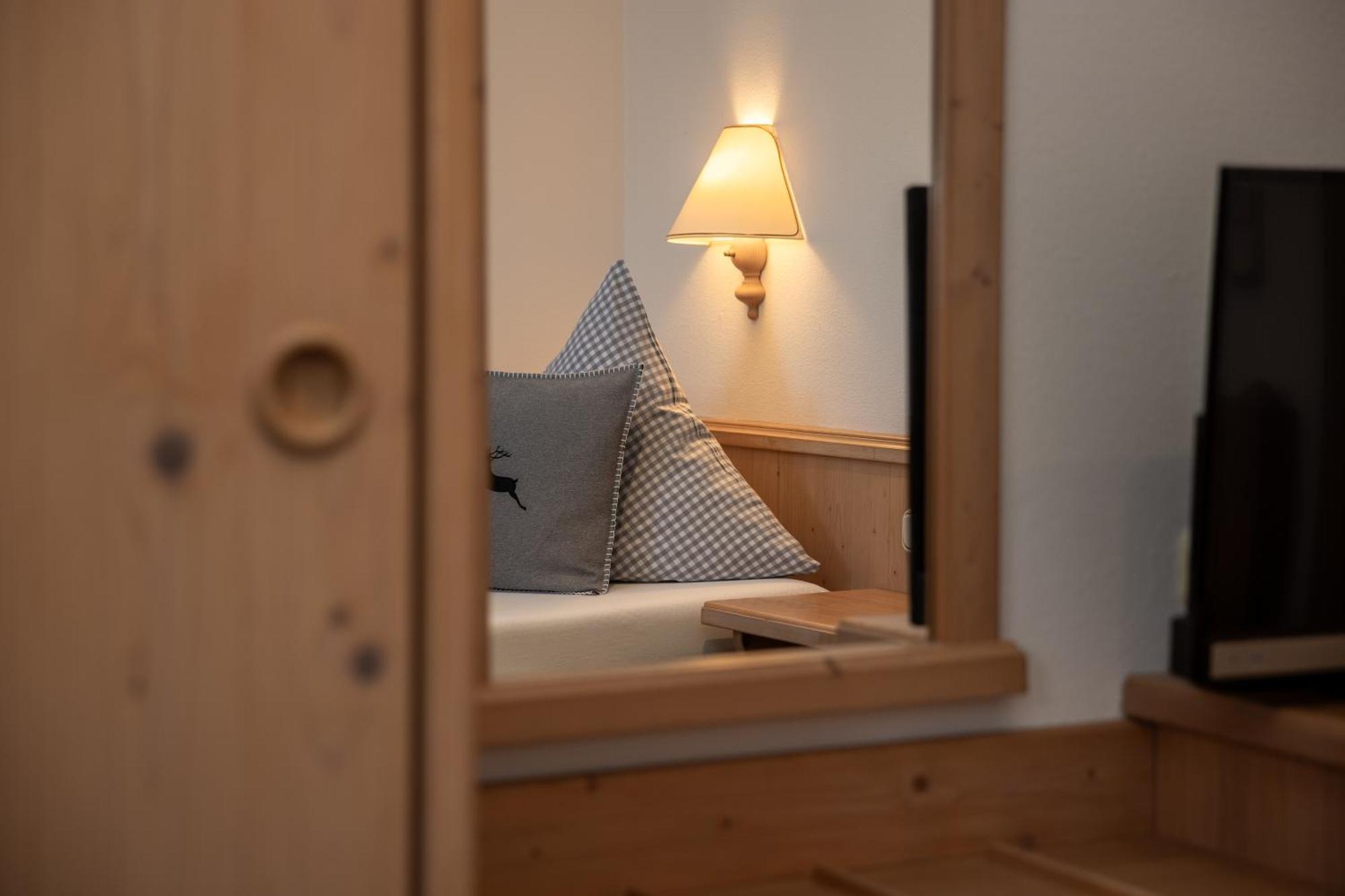Hotel Gasthof Alter Wirt ฟาร์ชอนท์ ภายนอก รูปภาพ