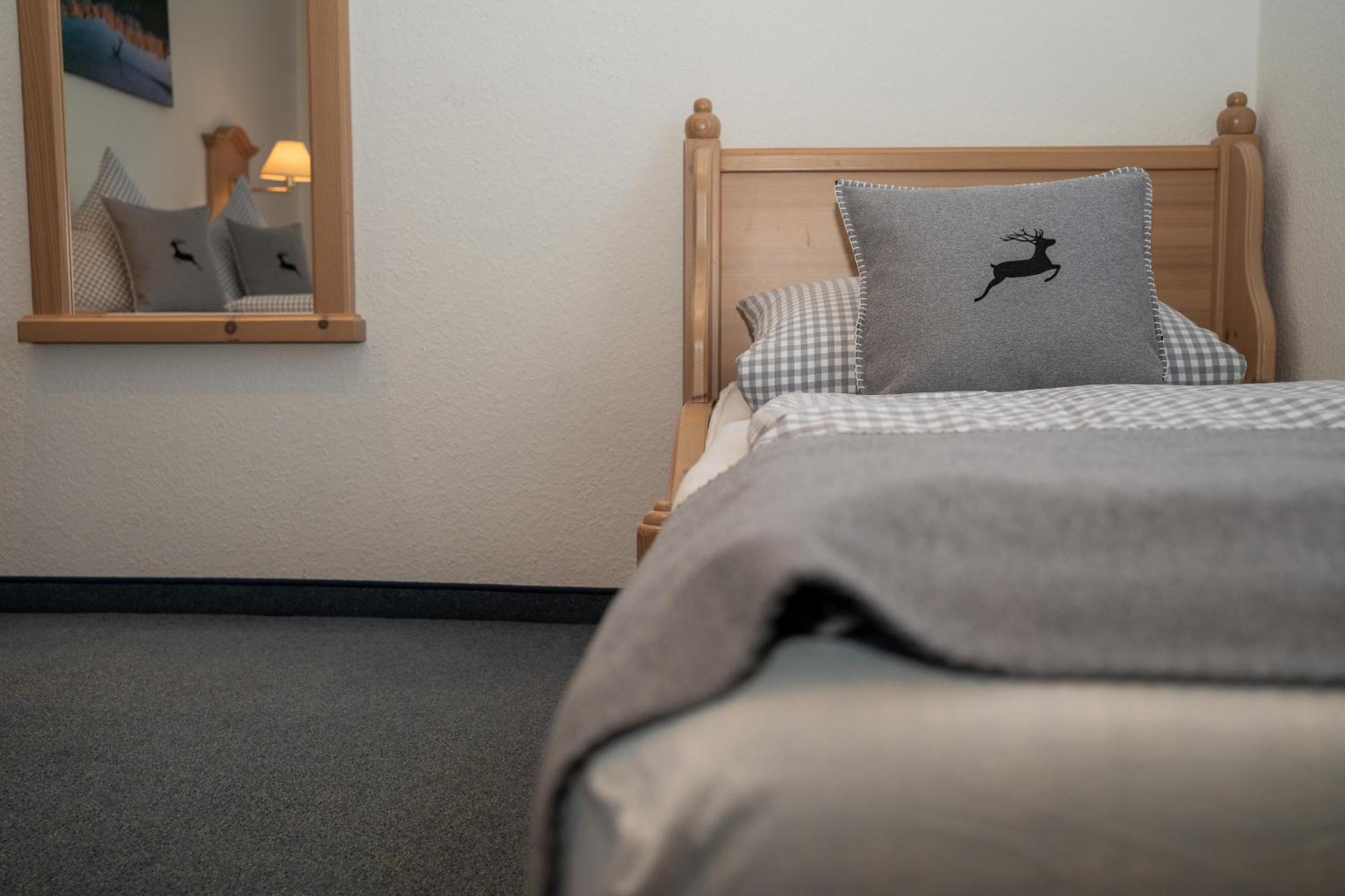 Hotel Gasthof Alter Wirt ฟาร์ชอนท์ ภายนอก รูปภาพ