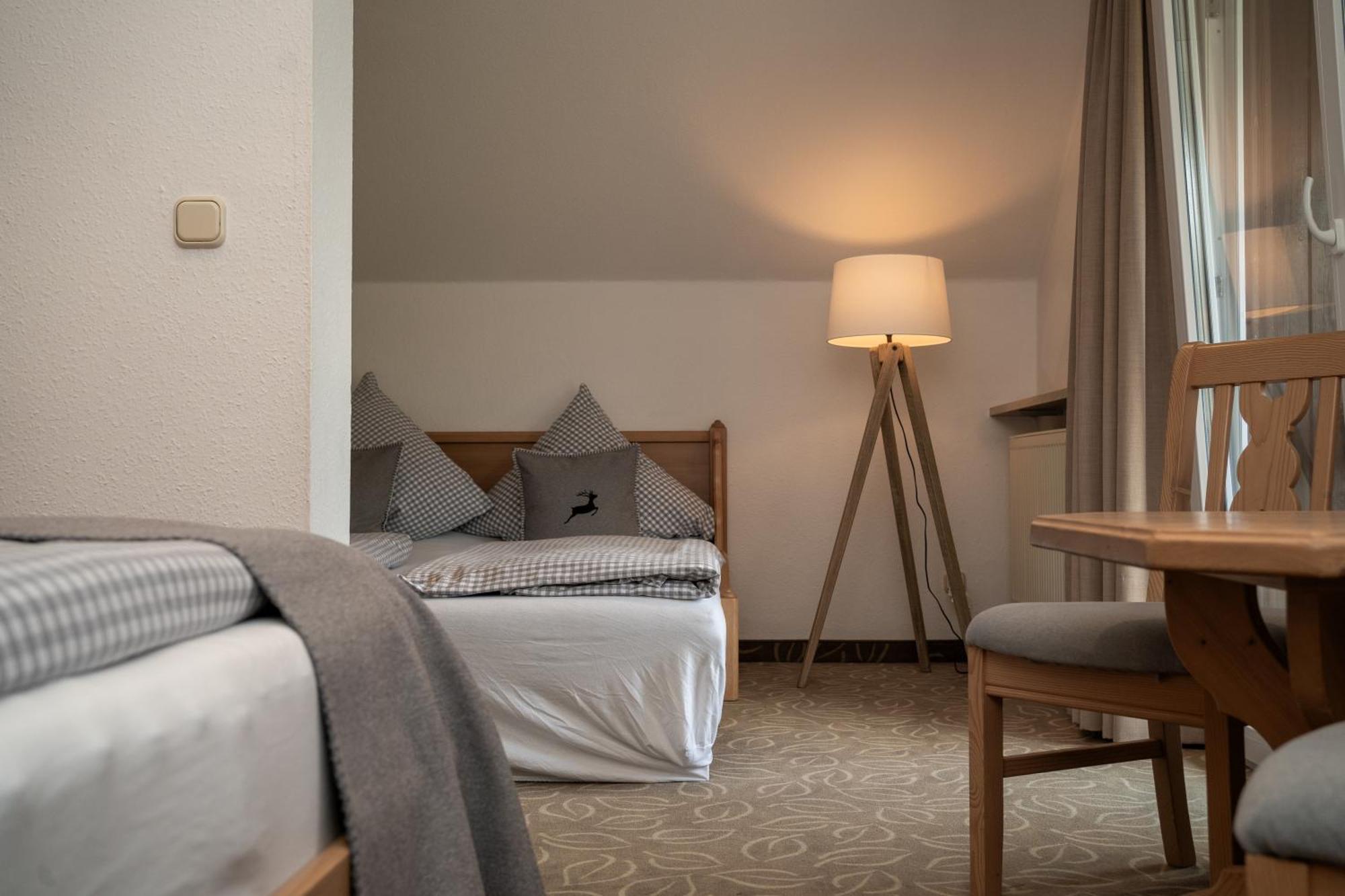 Hotel Gasthof Alter Wirt ฟาร์ชอนท์ ภายนอก รูปภาพ