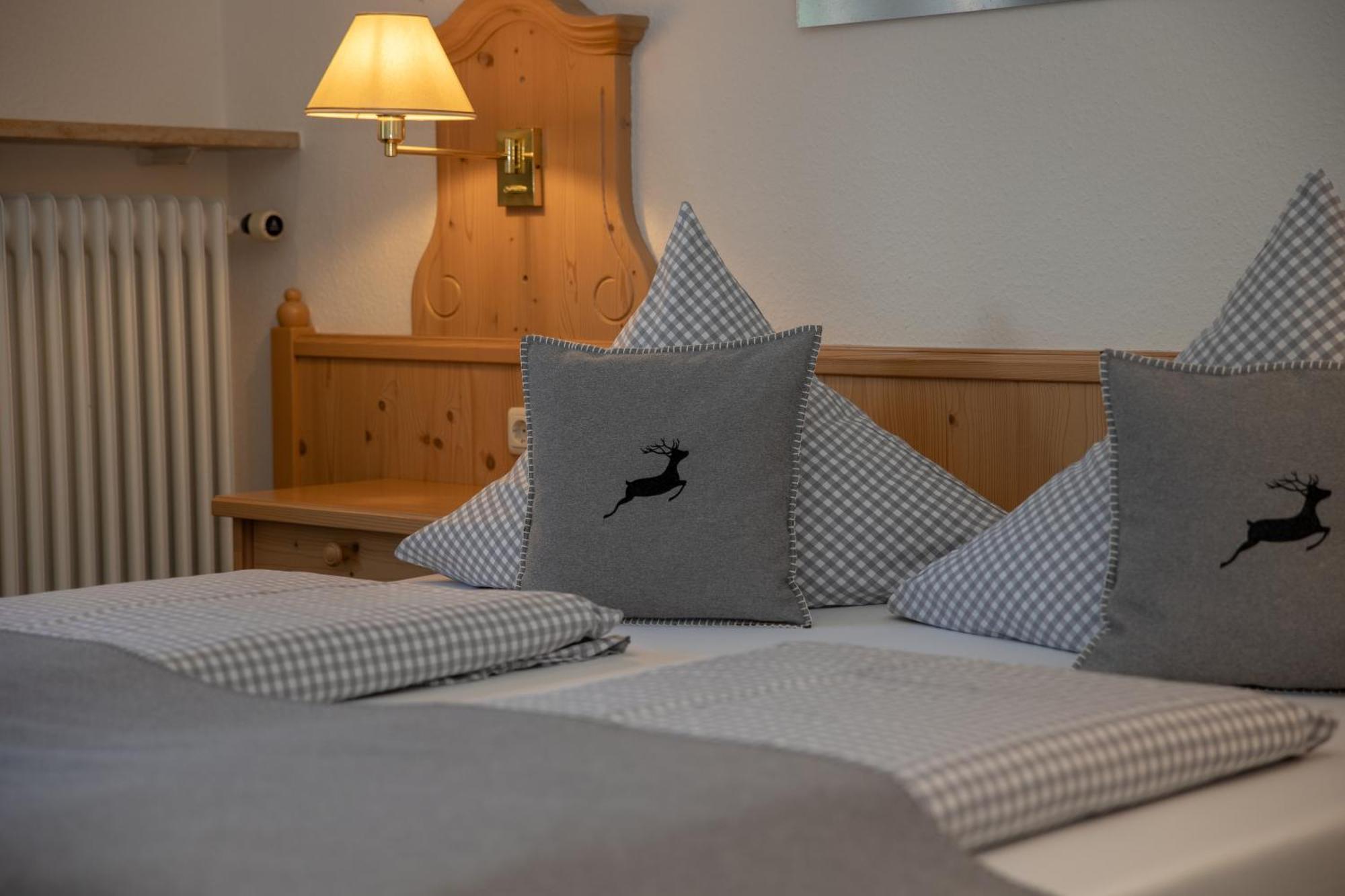 Hotel Gasthof Alter Wirt ฟาร์ชอนท์ ภายนอก รูปภาพ